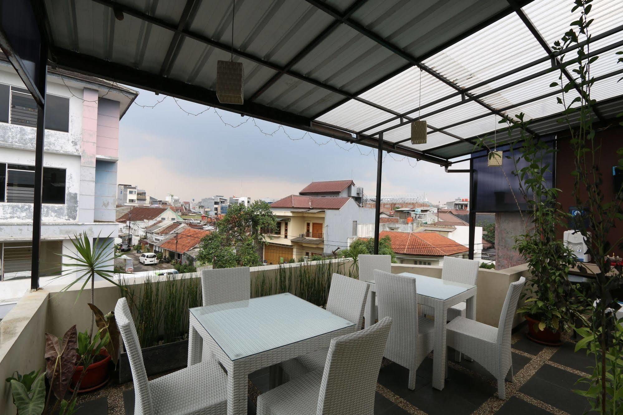 Bantal Guling Pasar Baru Otel Bandung Dış mekan fotoğraf