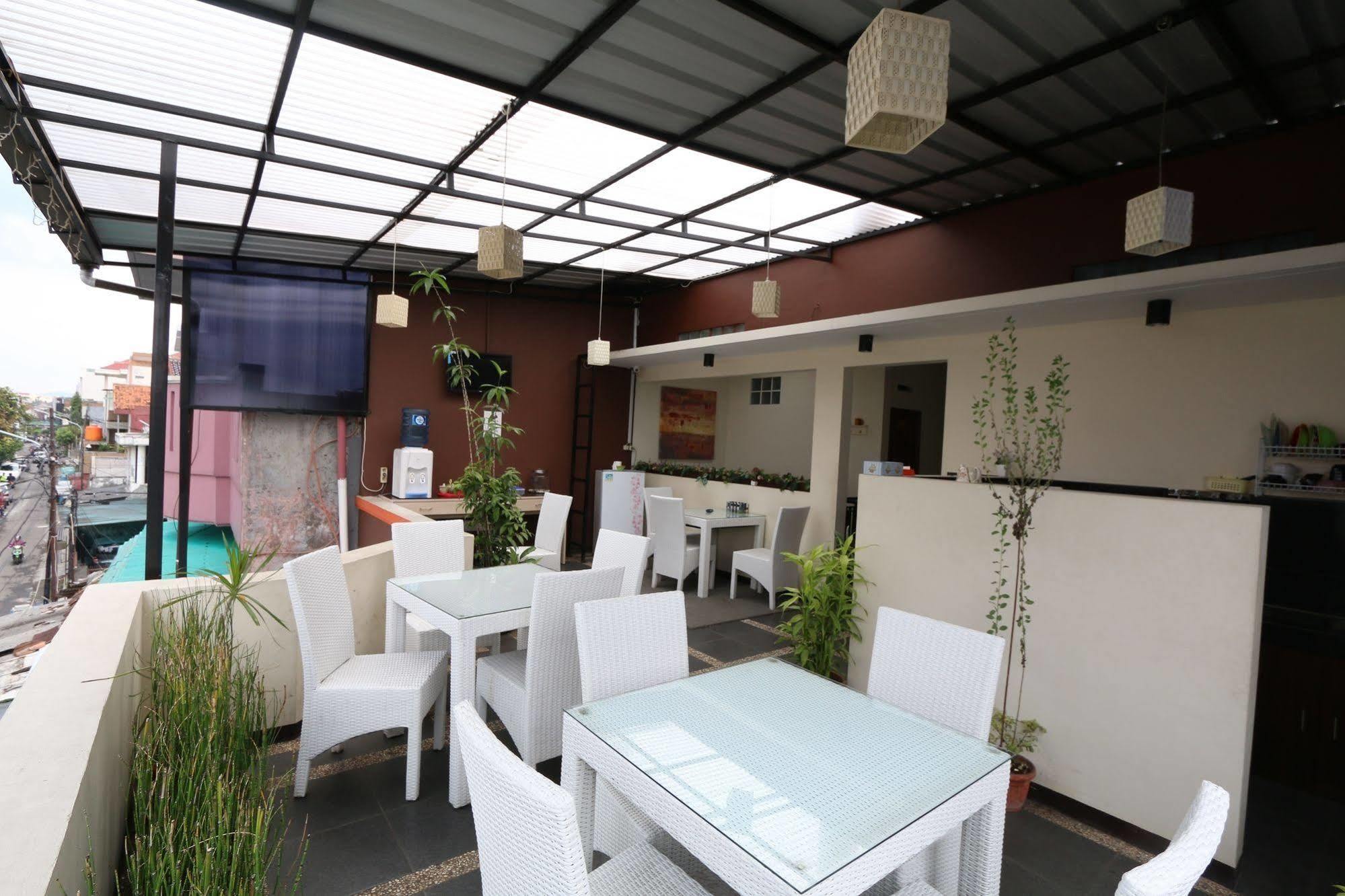 Bantal Guling Pasar Baru Otel Bandung Dış mekan fotoğraf